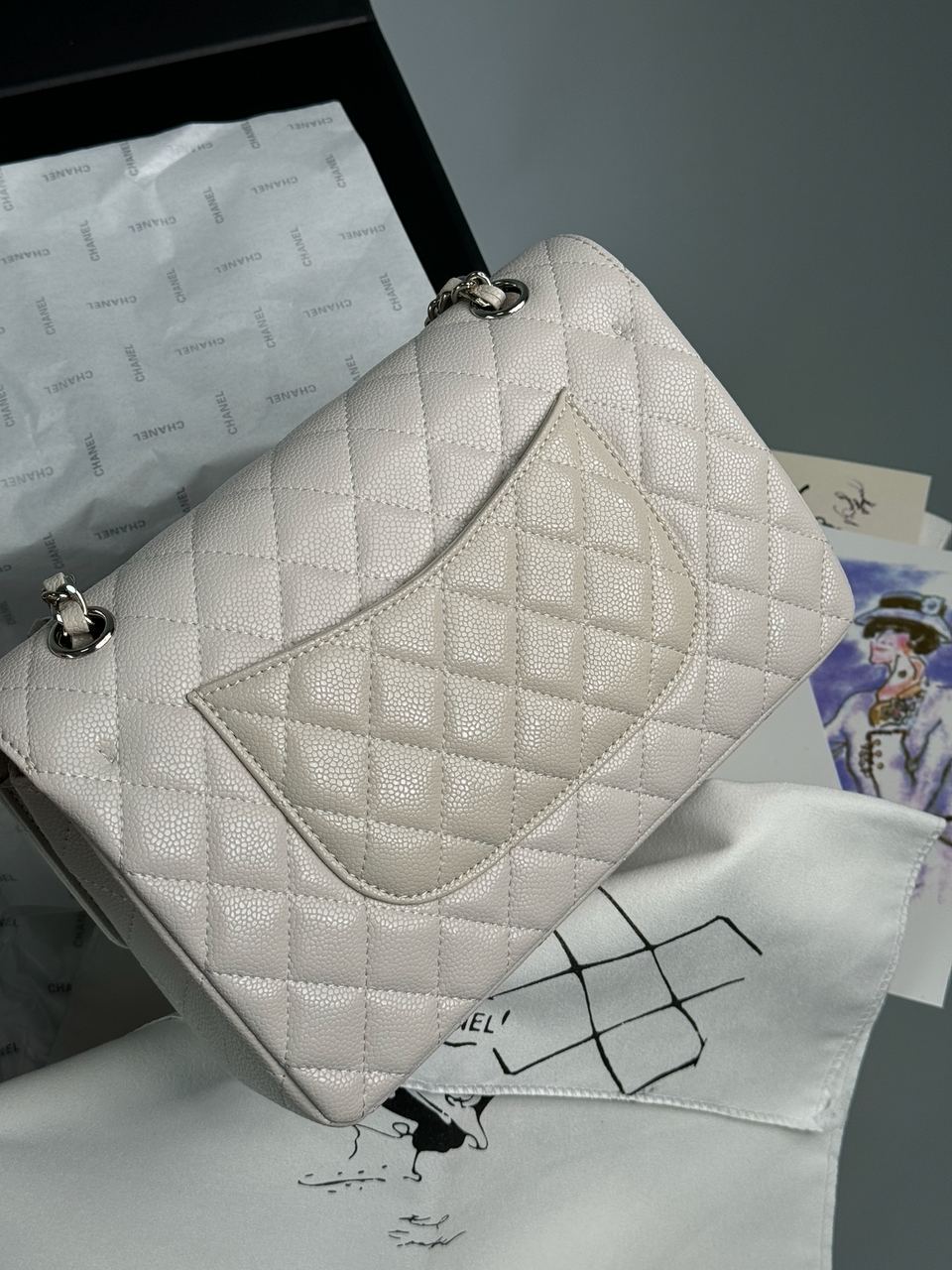 Chanel Classic 2.55 Medium Double Flap in White/Silver - 13