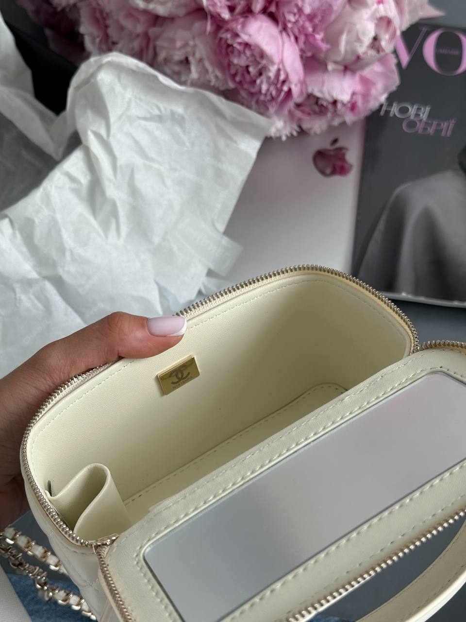 Chanel Classic Beige Lambskin Pearl Crush Vanity Bag - 15
