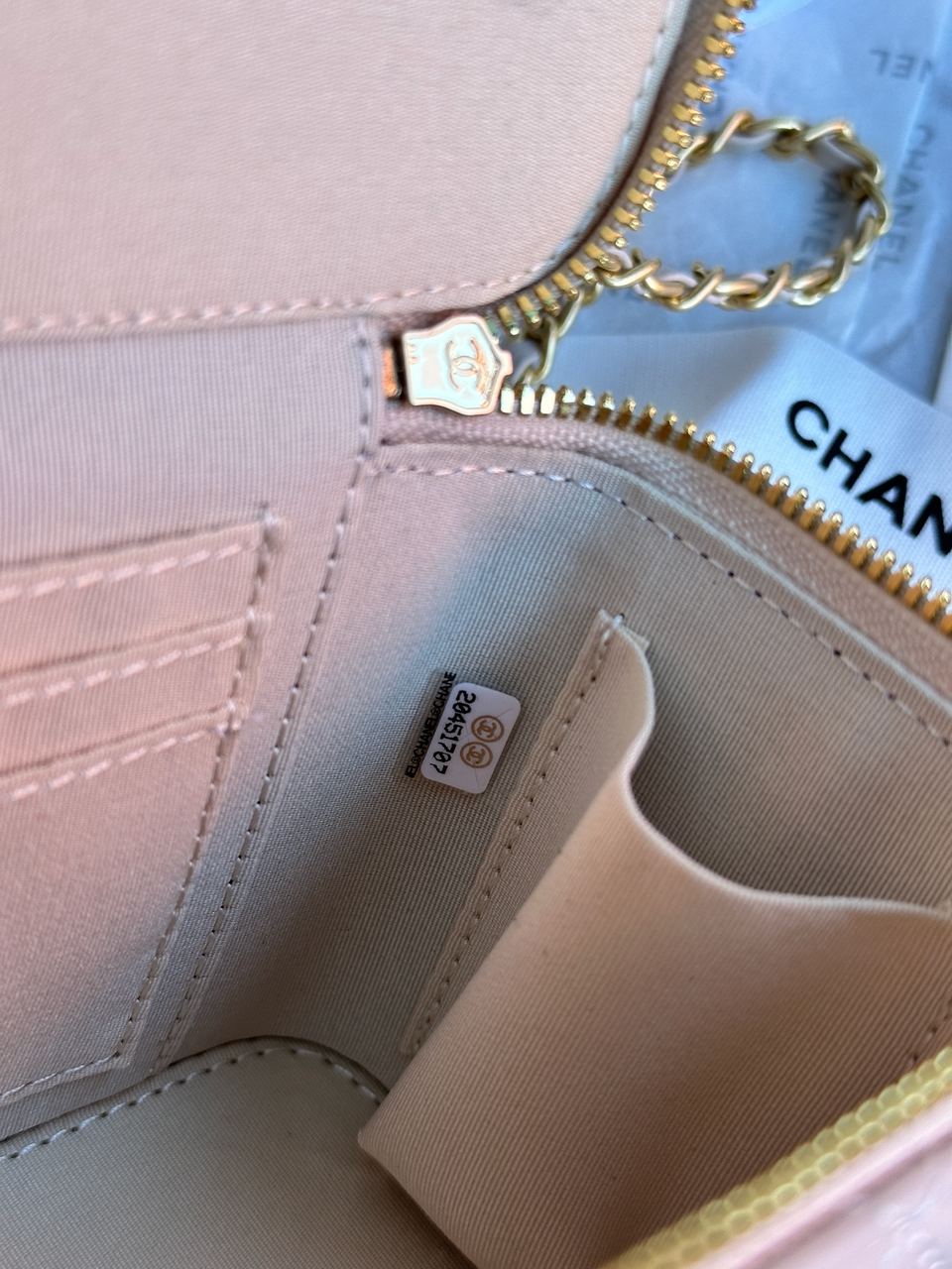 Chanel Classic Beige Lambskin Pearl Crush Vanity - 16