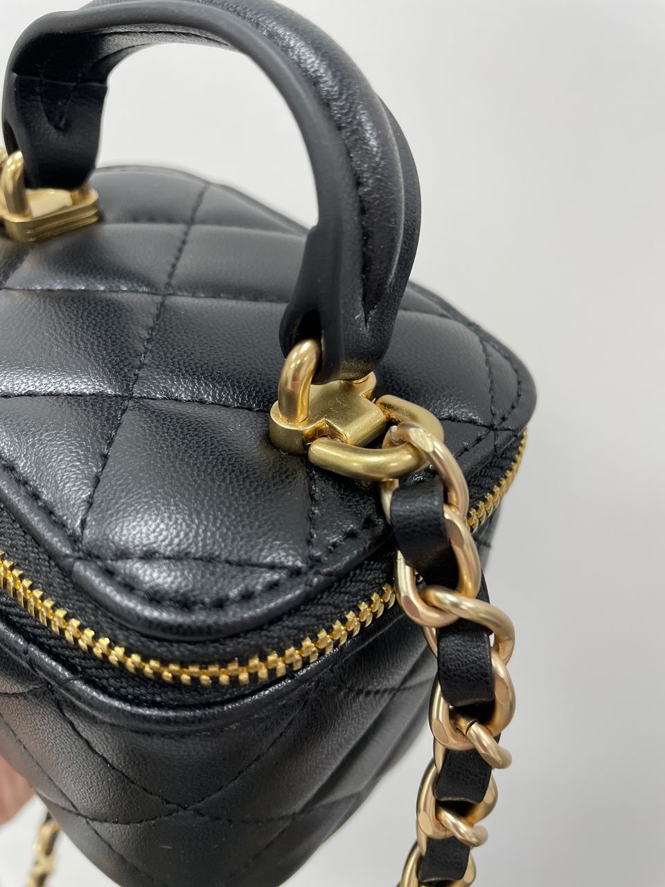 Chanel Classic Black Lambskin Pearl Crush Mini Vanity Case - 8