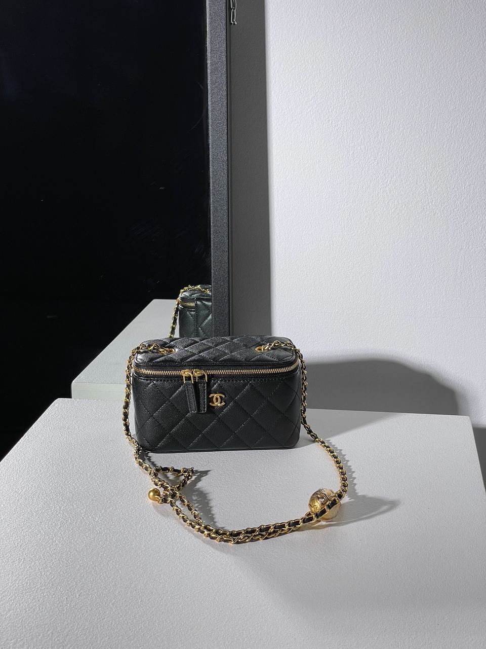 Chanel Classic Black Lambskin Pearl Crush Vanity Bag - 5
