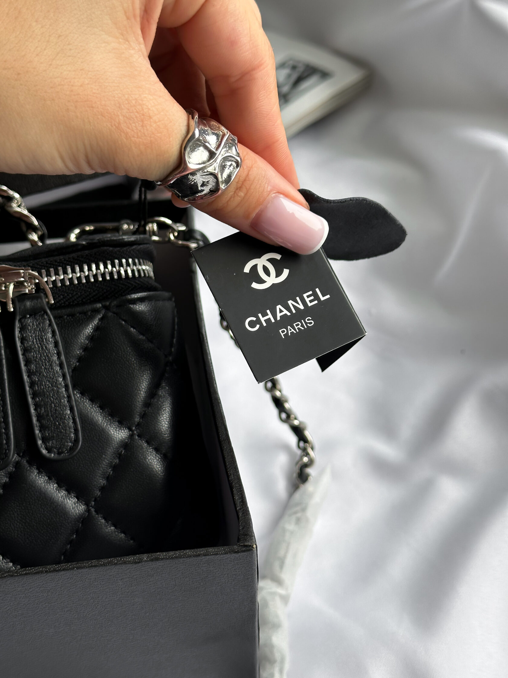 Chanel Classic Black Lambskin Pearl Crush Vanity Bag Silver - 8