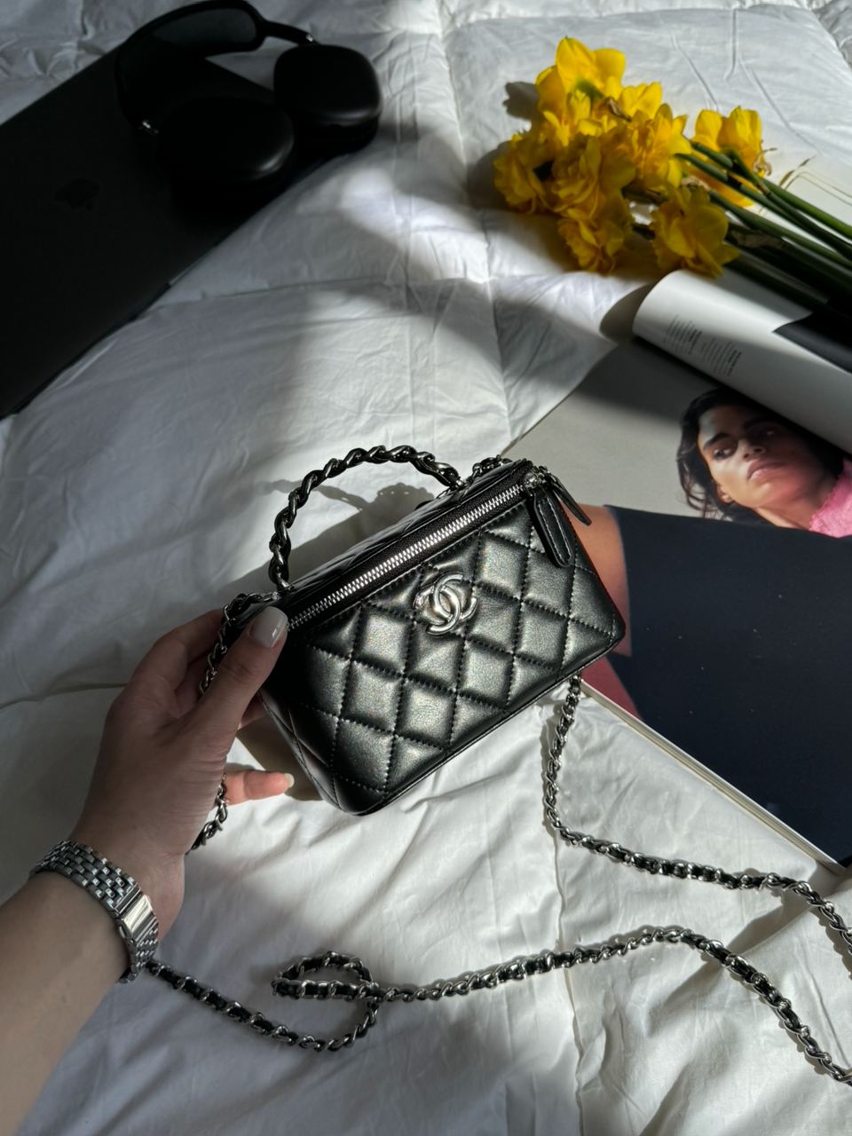 Chanel Classic Black Lambskin Pearl Crush Vanity Bag Silver - 5