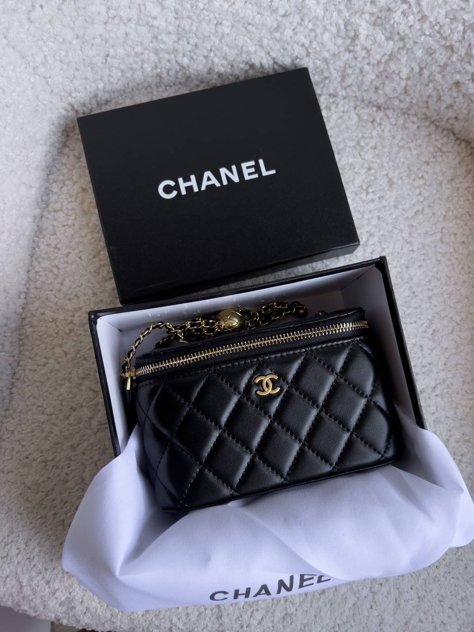 Chanel Classic Black Lambskin Pearl Crush Vanity - 2