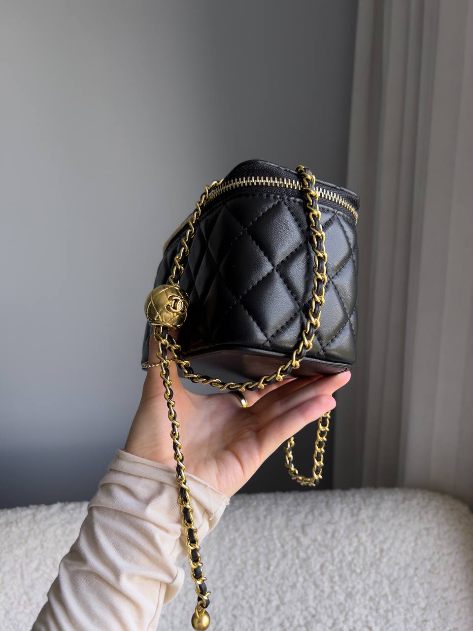 Chanel Classic Black Lambskin Pearl Crush Vanity - 21