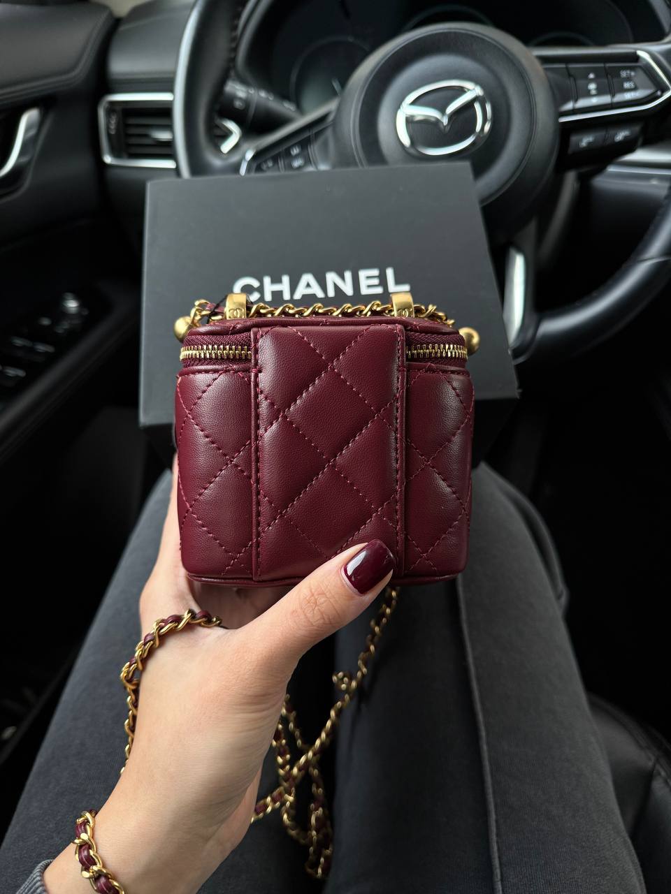 Chanel Classic Burgundy Lambskin Pearl Crush Mini Vanity Case - 6