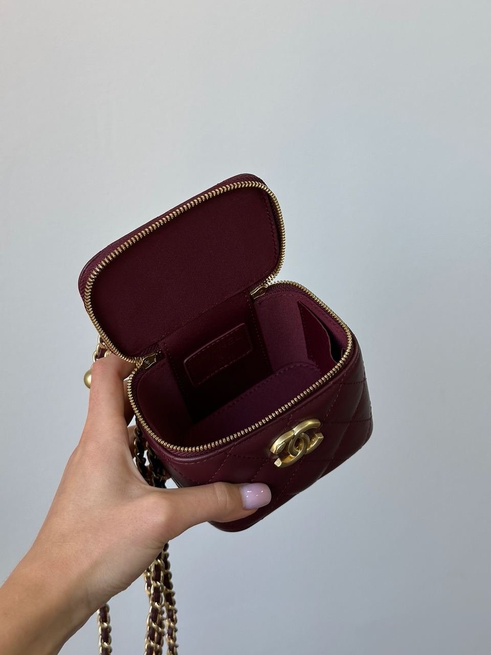 Chanel Classic Burgundy Lambskin Pearl Crush Mini Vanity Case - 13