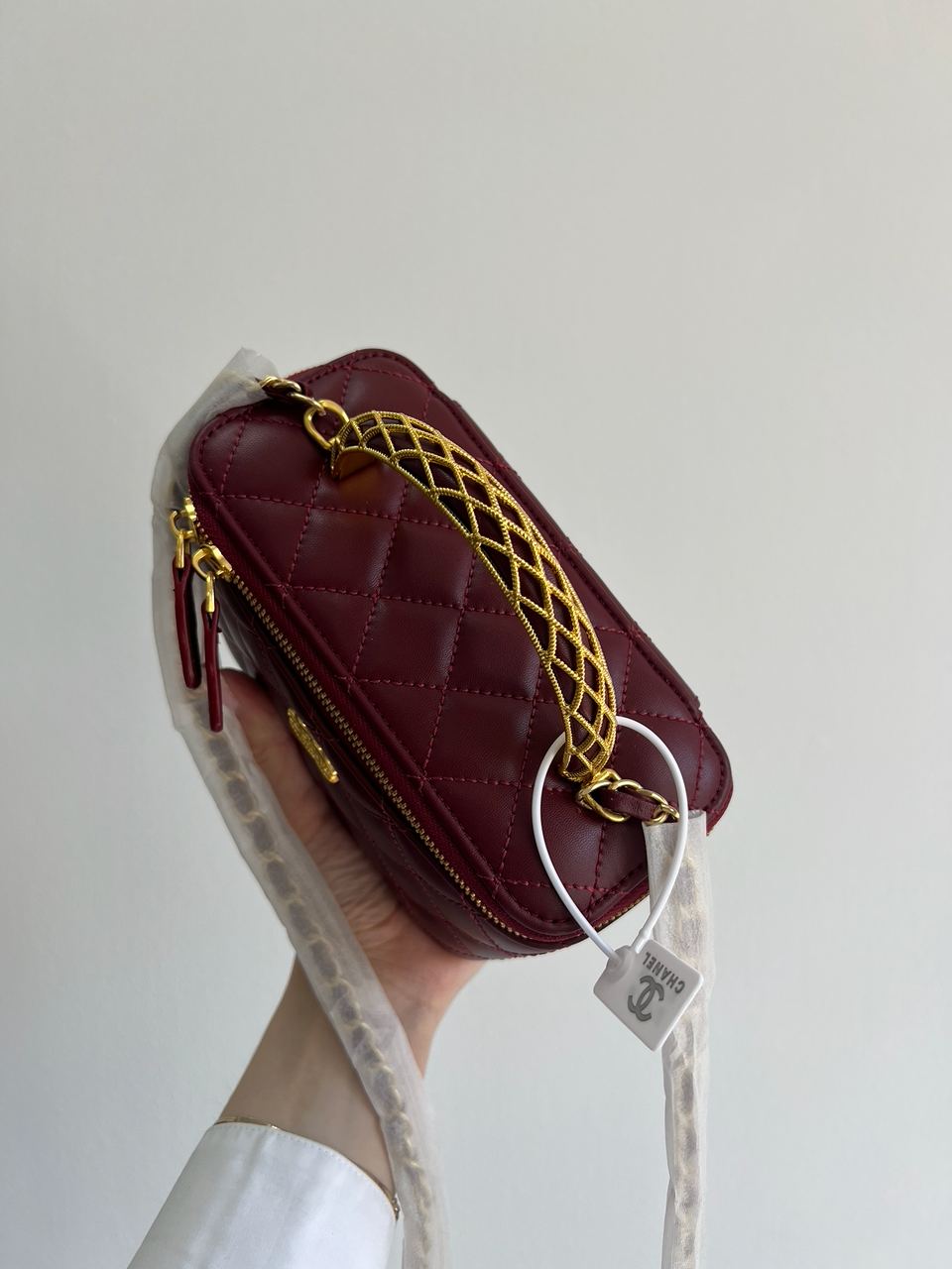 Chanel Classic Burgundy Lambskin Pearl Crush Vanity Bag Gold - 7