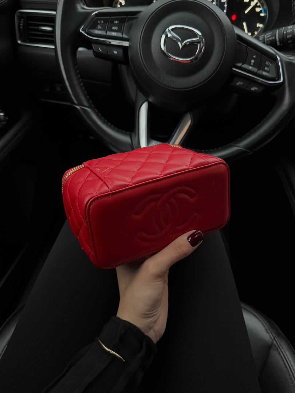 Chanel Classic Burgundy Lambskin Pearl Crush Vanity Bag Gold - 6