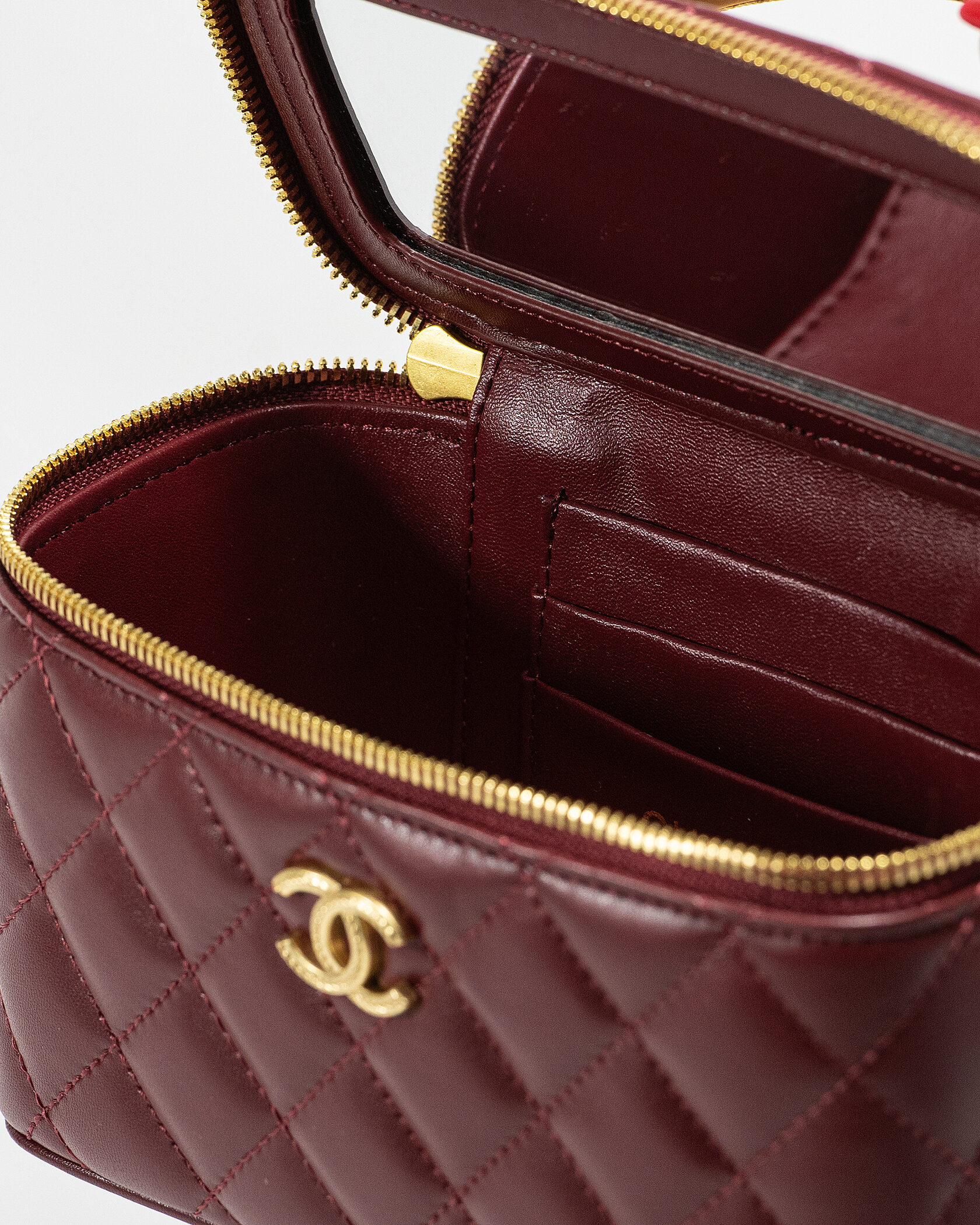 Chanel Classic Burgundy Lambskin Pearl Crush Vanity Bag Gold - 12