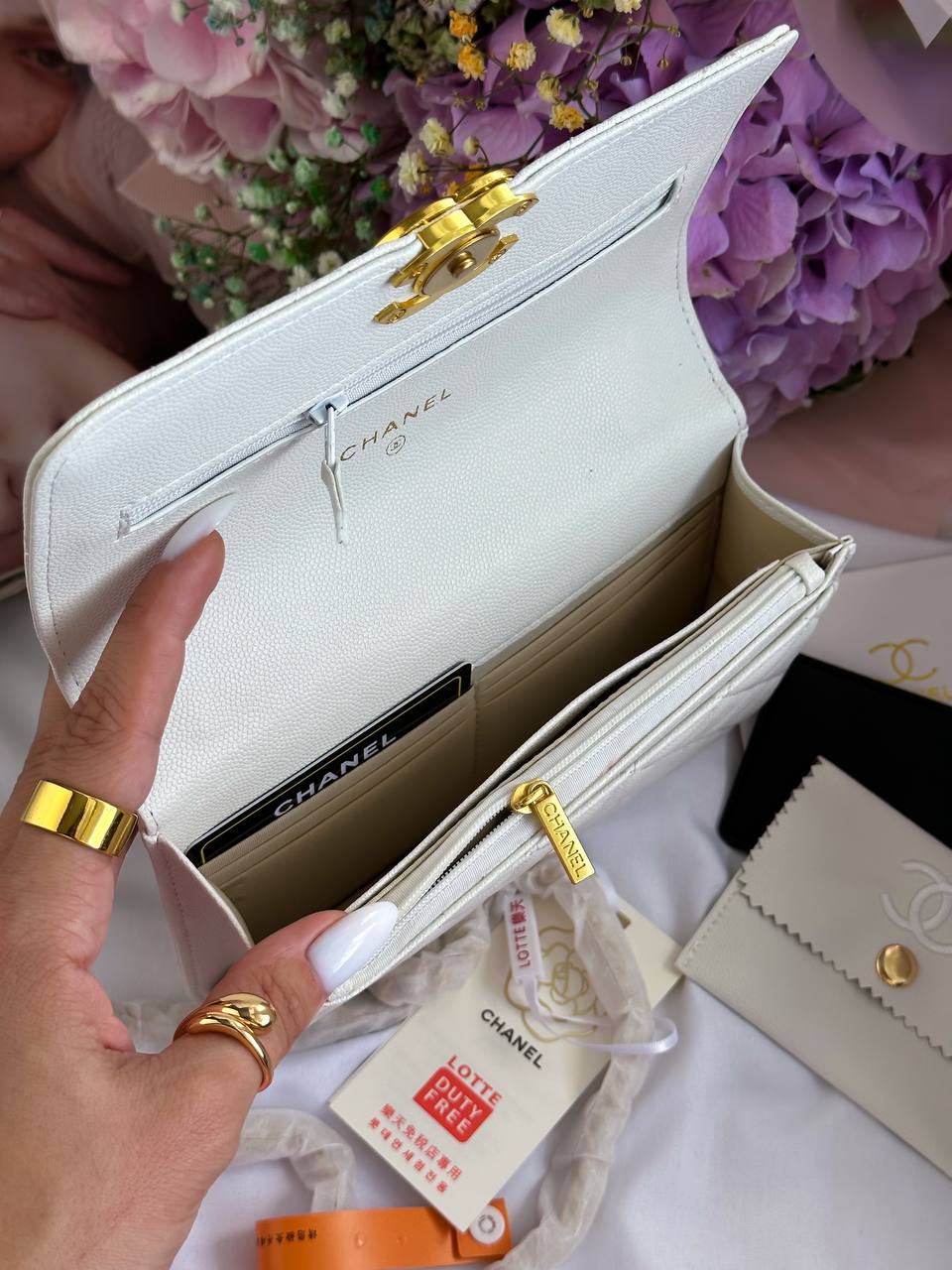 Chanel Classic Flap Mini White Caviar - 3