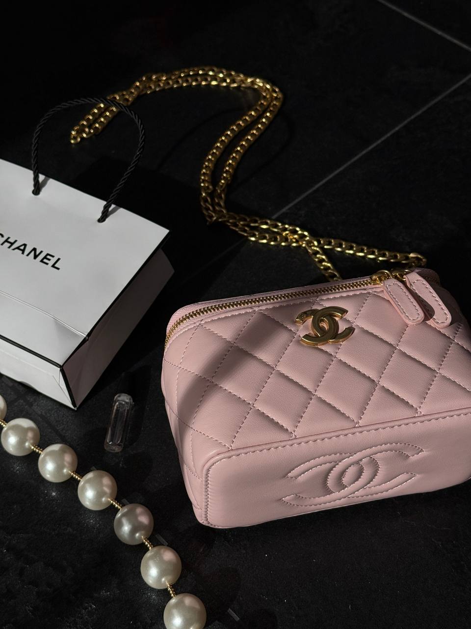 Chanel Classic Light Pink Lambskin Mini Vanity Case Gold - 10