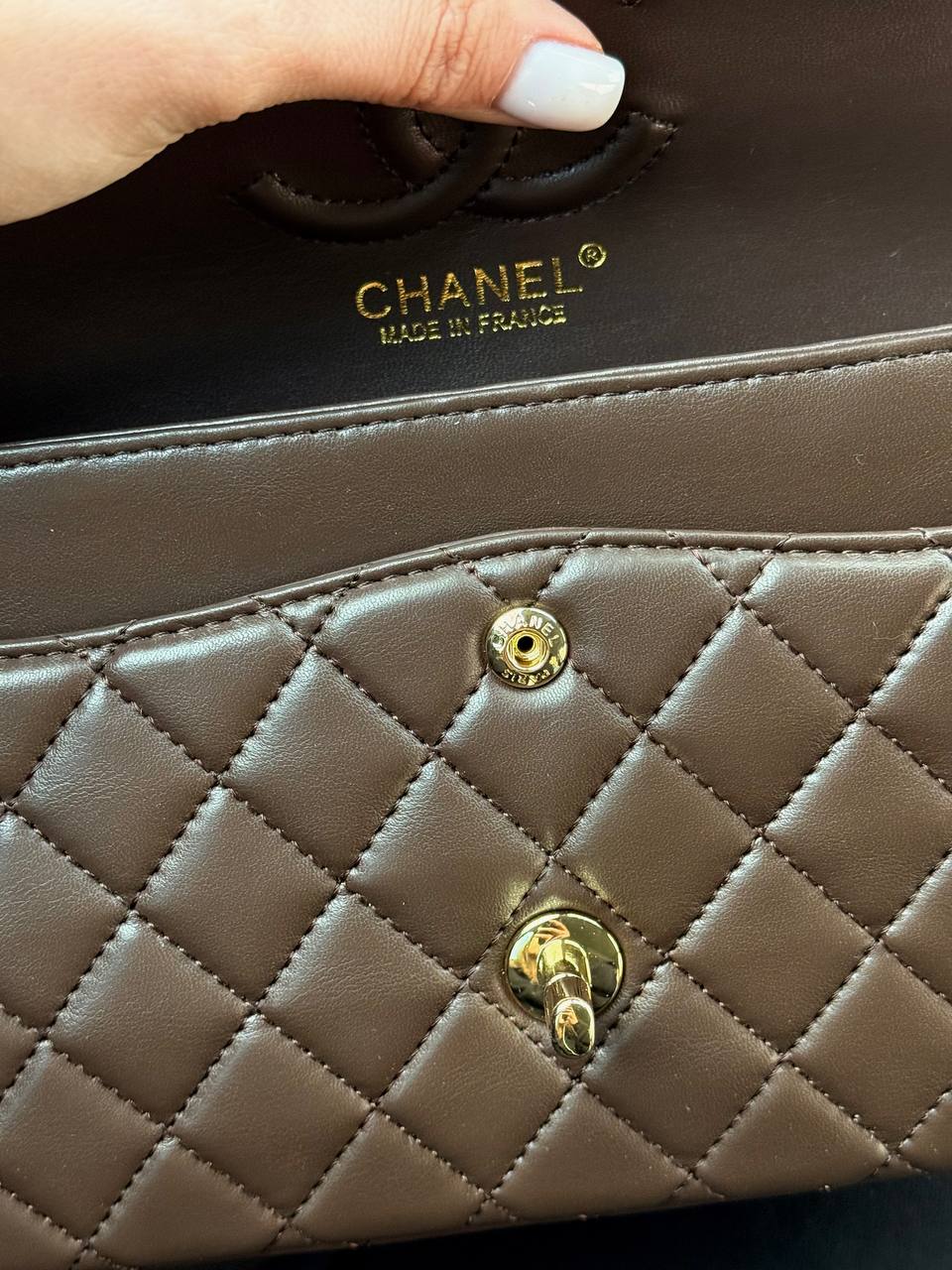 Chanel Classic Medium Double Flap in Chocolate/Gold - 12