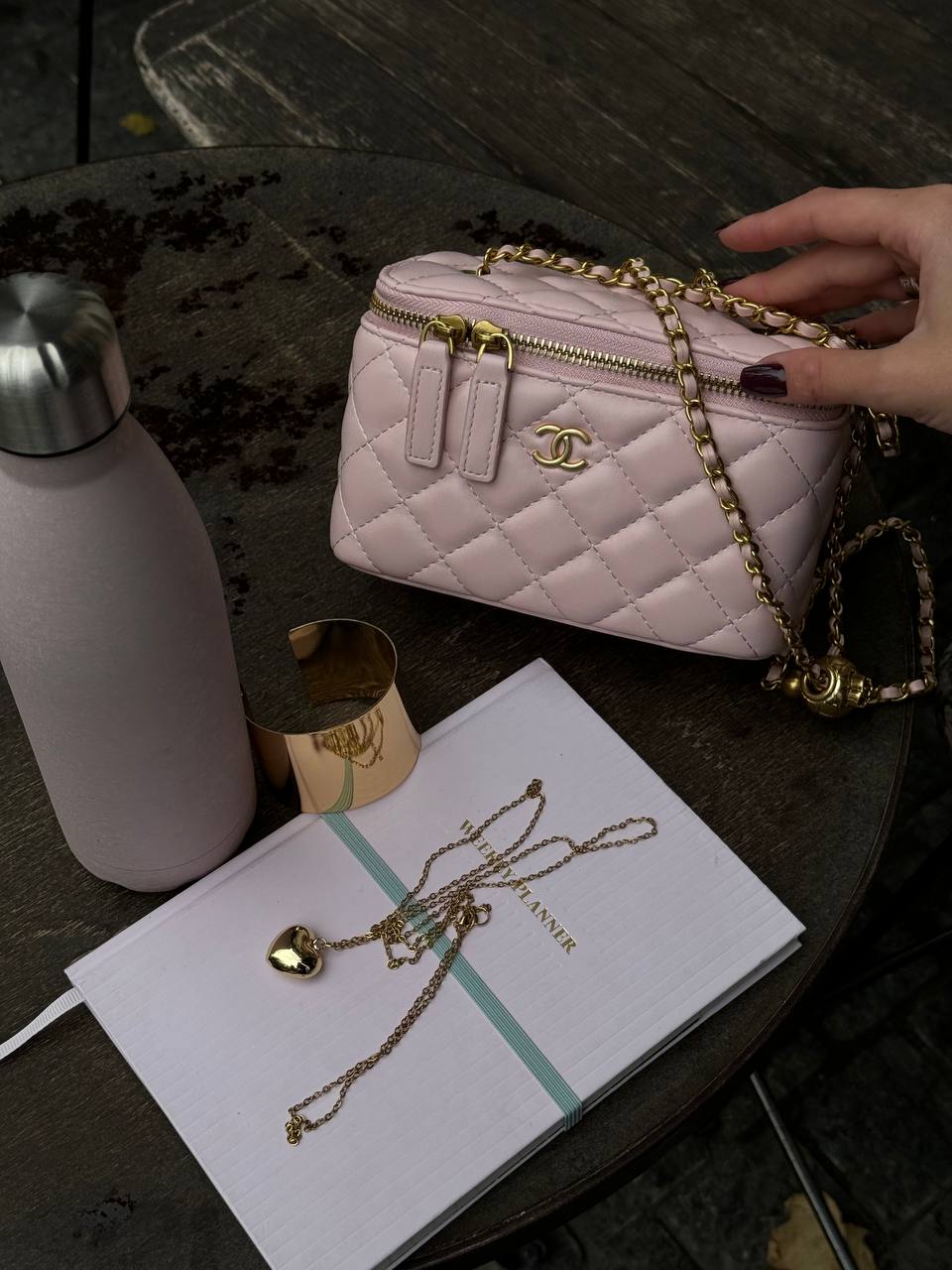 Chanel Classic Powder Lambskin Pearl Crush Vanity Bag Gold - 3