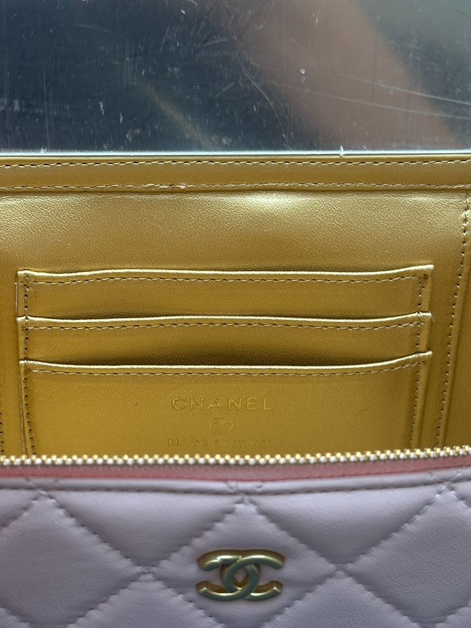 Chanel Classic Powder Lambskin Pearl Crush Vanity Bag Gold - 10