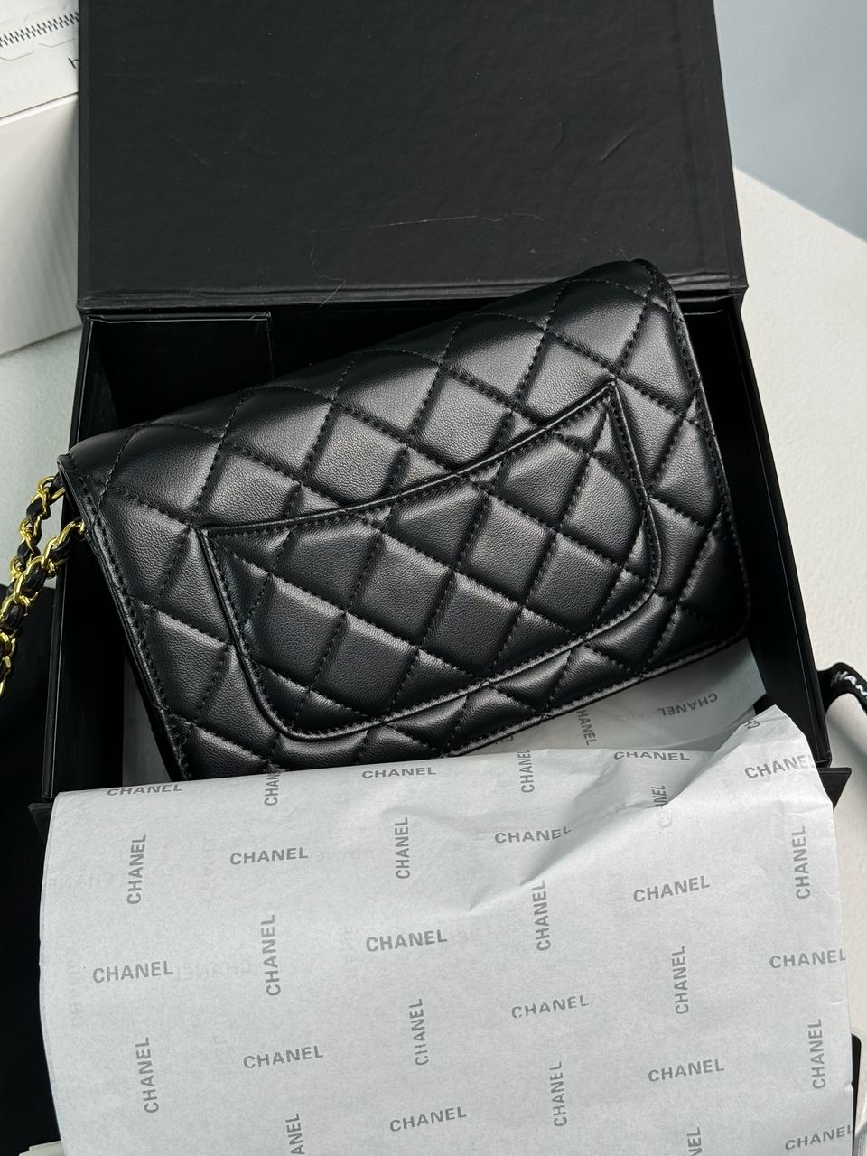 Chanel Classic Wallet on Chain Black/Gold - 11