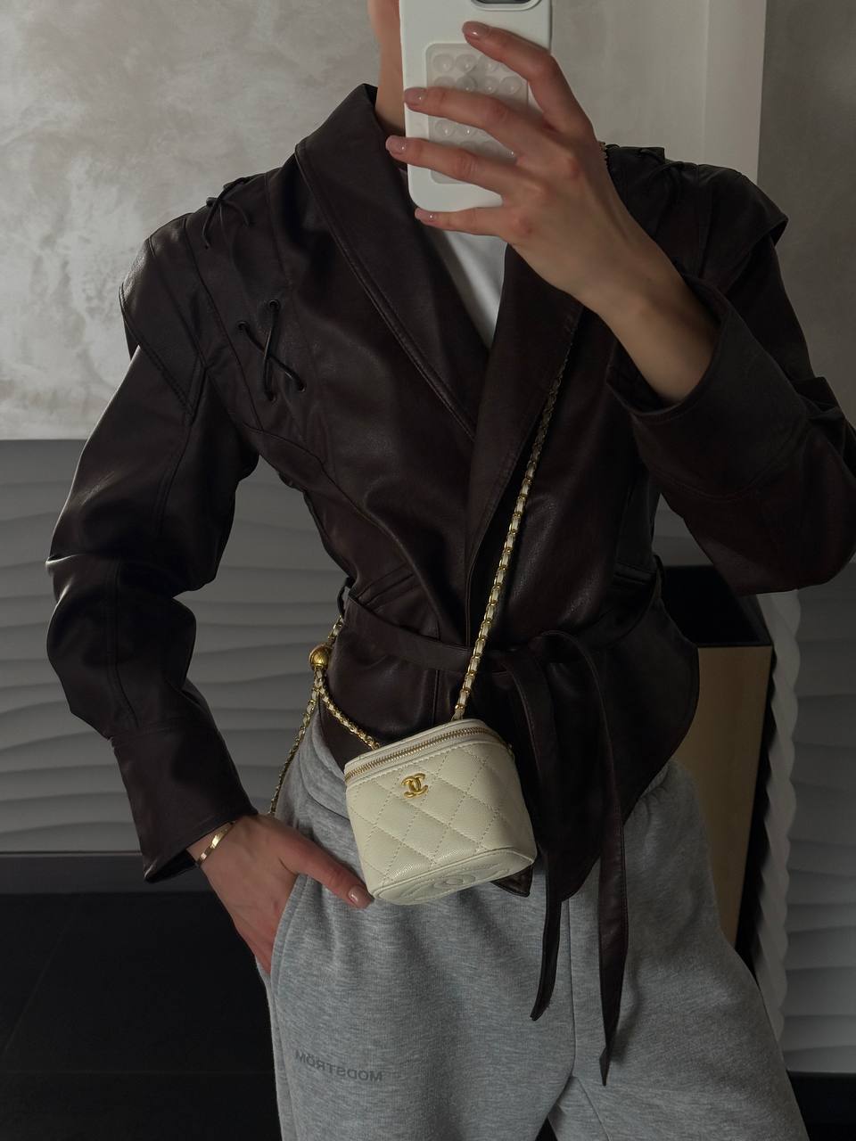 Chanel Classic White Lambskin Pearl Crush Mini Vanity Case - 5