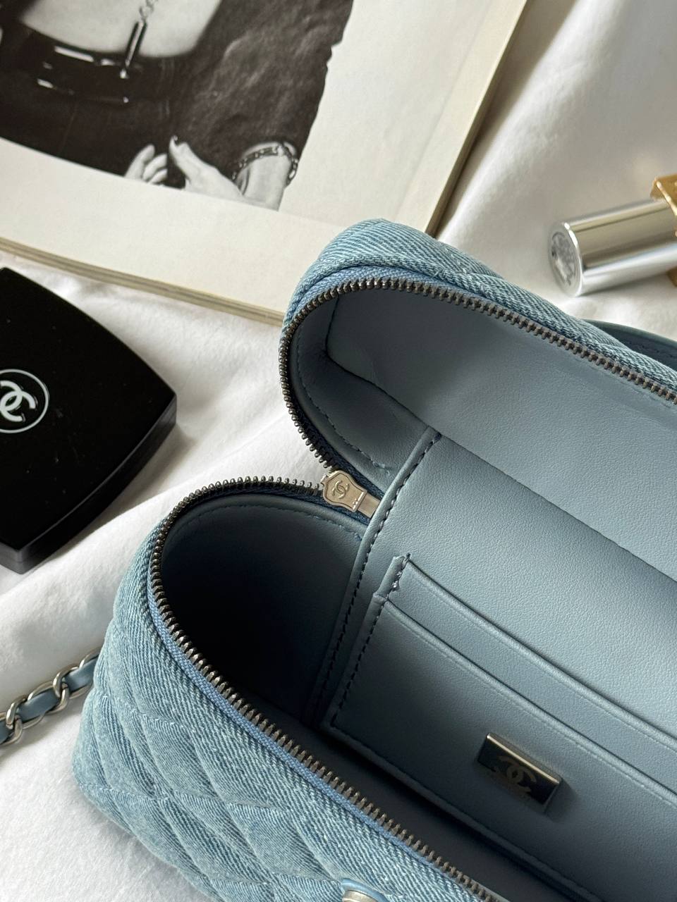 Chanel Denim Quilted Top Handle Slim Vanity Case With Chain Blue - 13