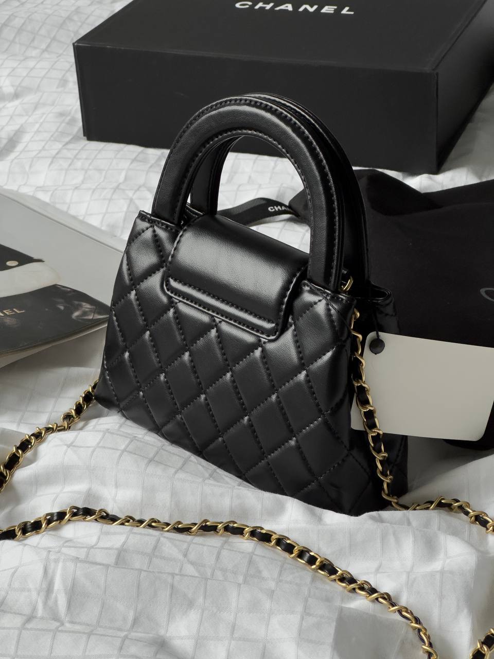 Chanel Kelly Bag Shiny Aged Calfskin Black &amp; Gold Hardware - 15