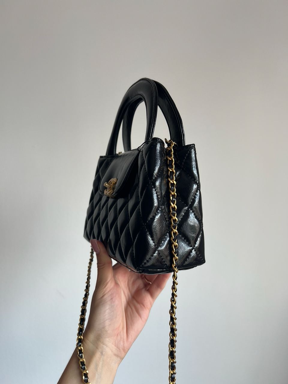 Chanel Kelly Bag Shiny Aged Calfskin Black &amp; Gold Hardware - 3