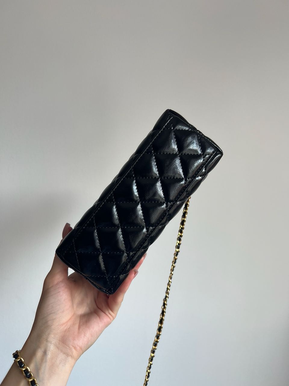 Chanel Kelly Bag Shiny Aged Calfskin Black &amp; Gold Hardware - 7