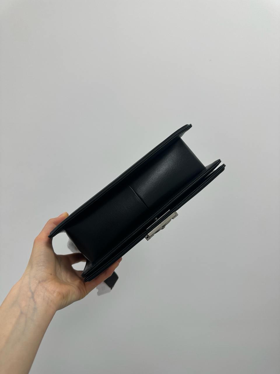 Chanel Medium Boy Black/Silver Caviar RHW Smooth Skin - 10