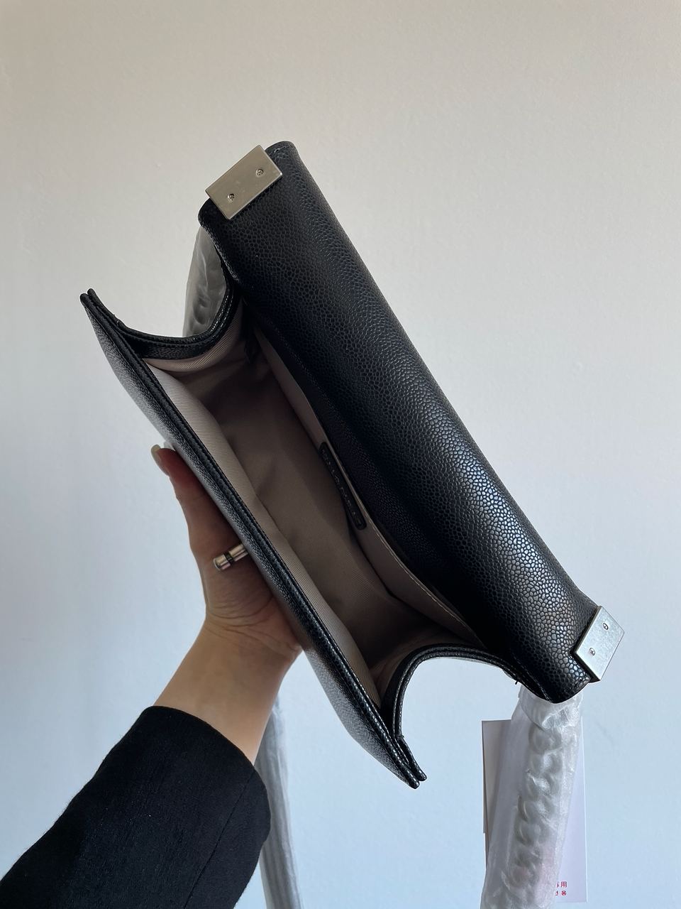 Chanel Medium Boy Black/Silver Caviar RHW - 23