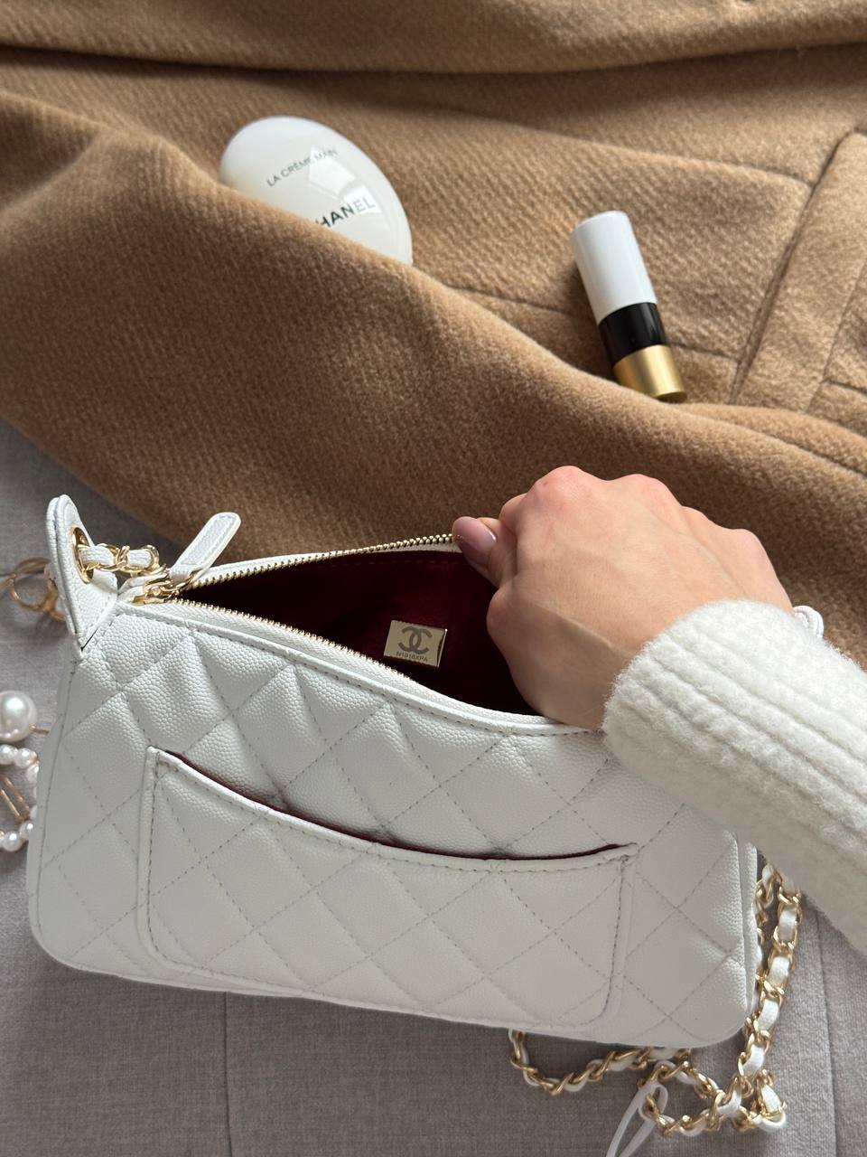 Chanel Mini Boston Chain Shoulder bag White/Gold - 11