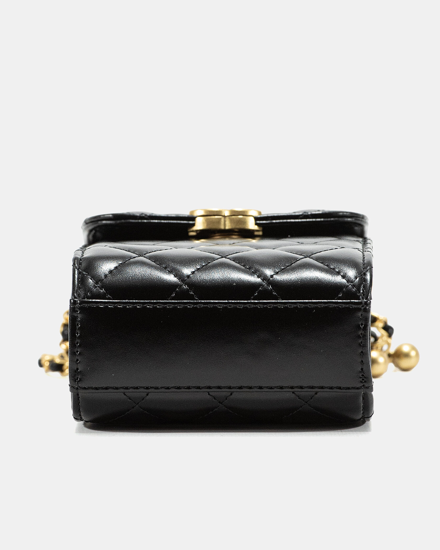 Chanel Pearl Crush Phone Case With Chain Lambskin Black - 12