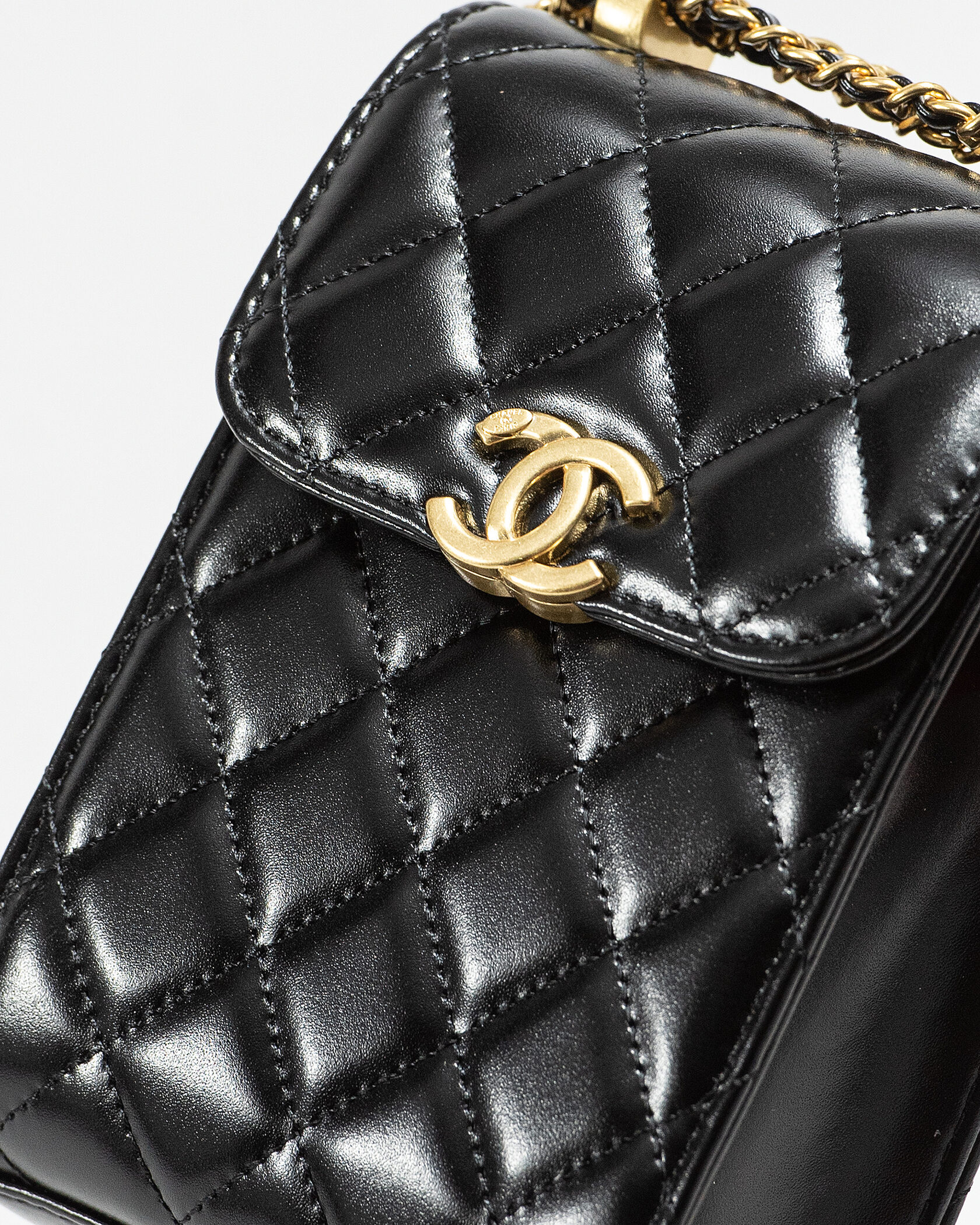 Chanel Pearl Crush Phone Case With Chain Lambskin Black - 9