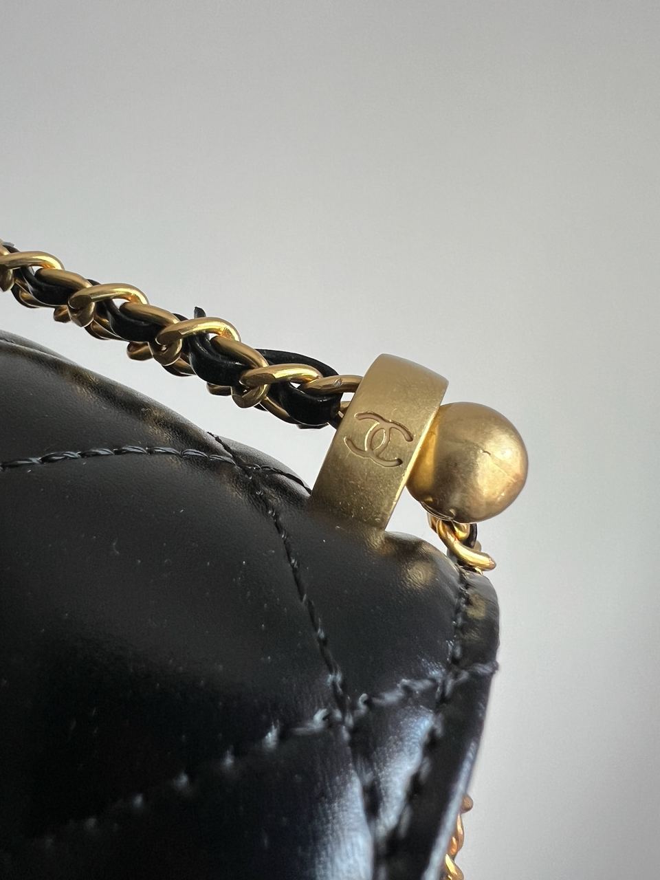 Chanel Pearl Crush Phone Case With Chain Lambskin Black - 6