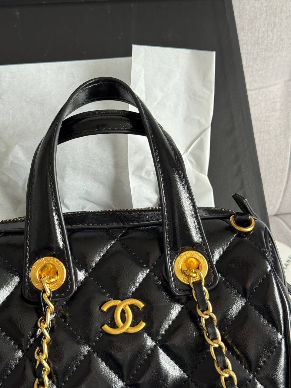 Chanel Small Bowling Bag in Patent Crumpled Calfskin Black/Gold - 9