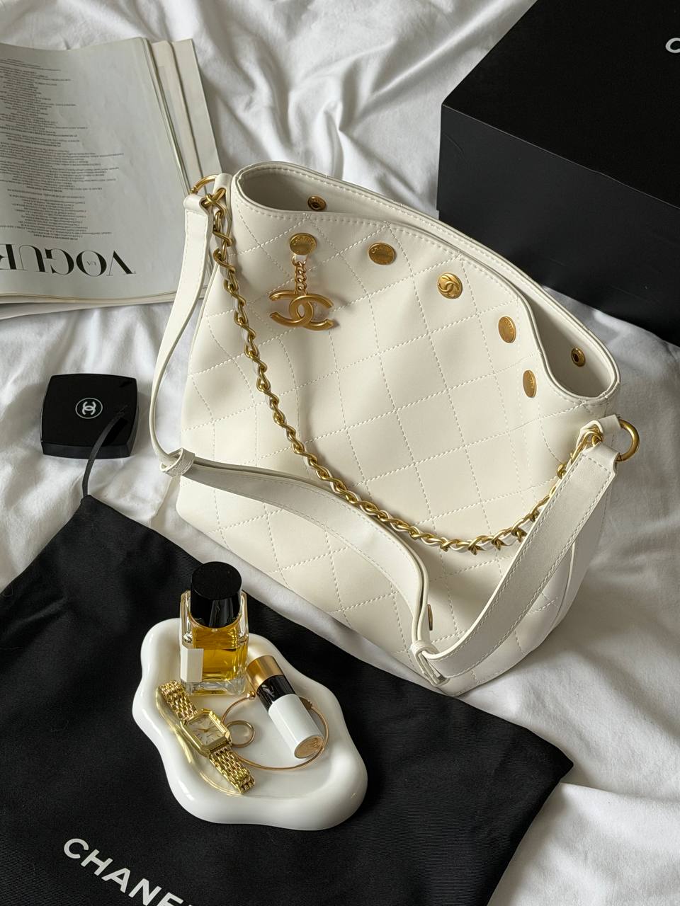 Chanel Small CC Quilted Shopping Bag Milk/Gold - 2