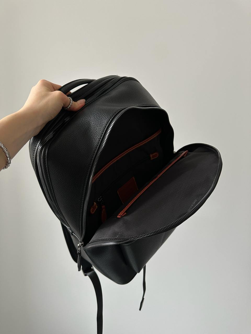 Charter Backpack in Pebble Leather Black - 13