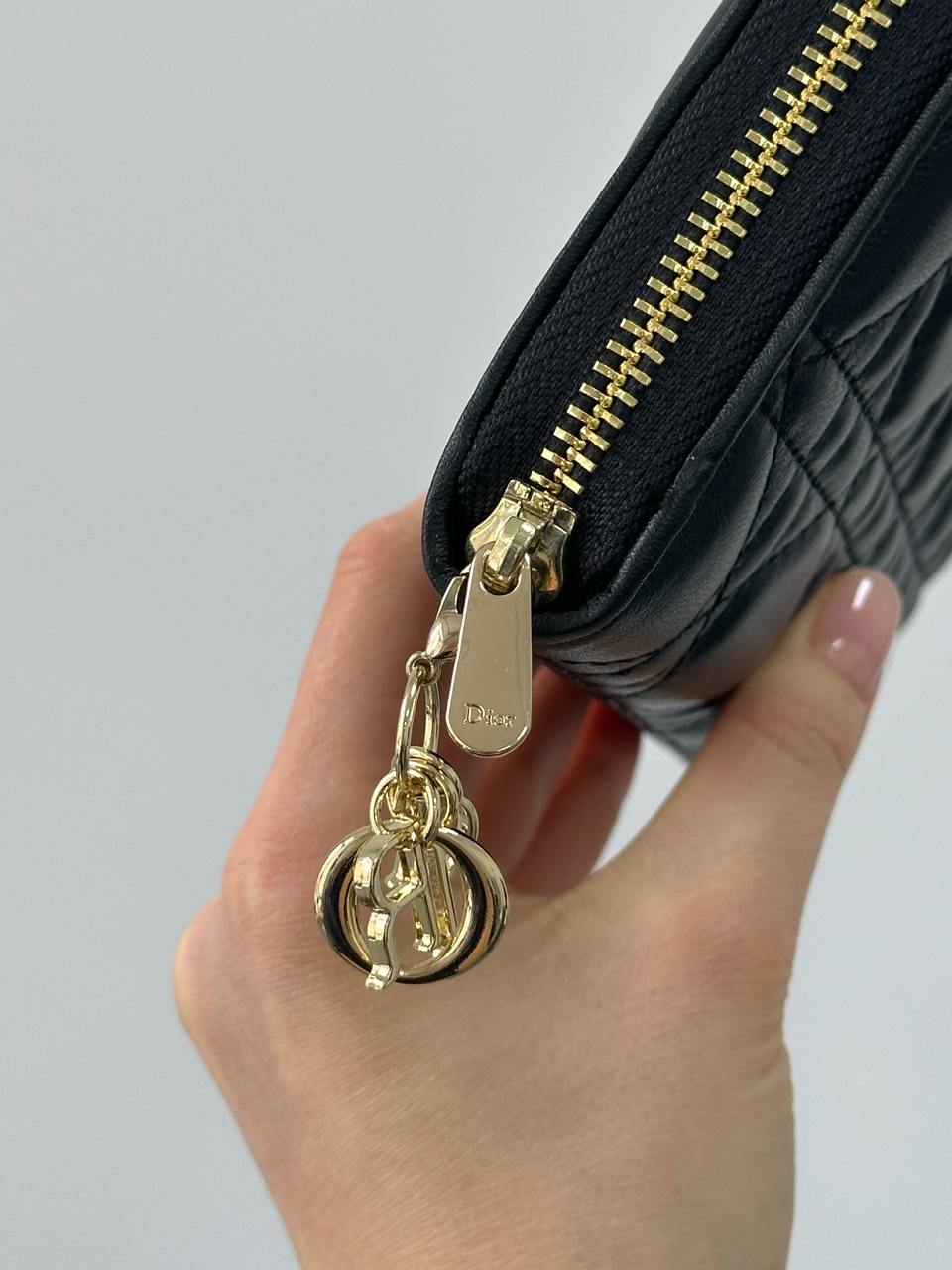 Christian Dior Lady Dior Voyageur Wallet Black - 8