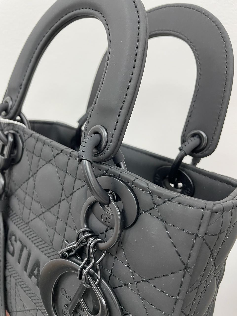 Christian Dior Latte Ultramatte Cannage Calfskin Mini Lady Dior Black - 11