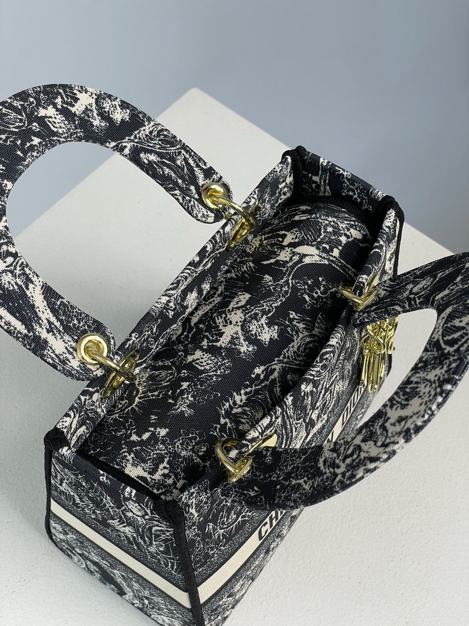 Christian Dior Medium Lady D-Lite Bag Blue - 18