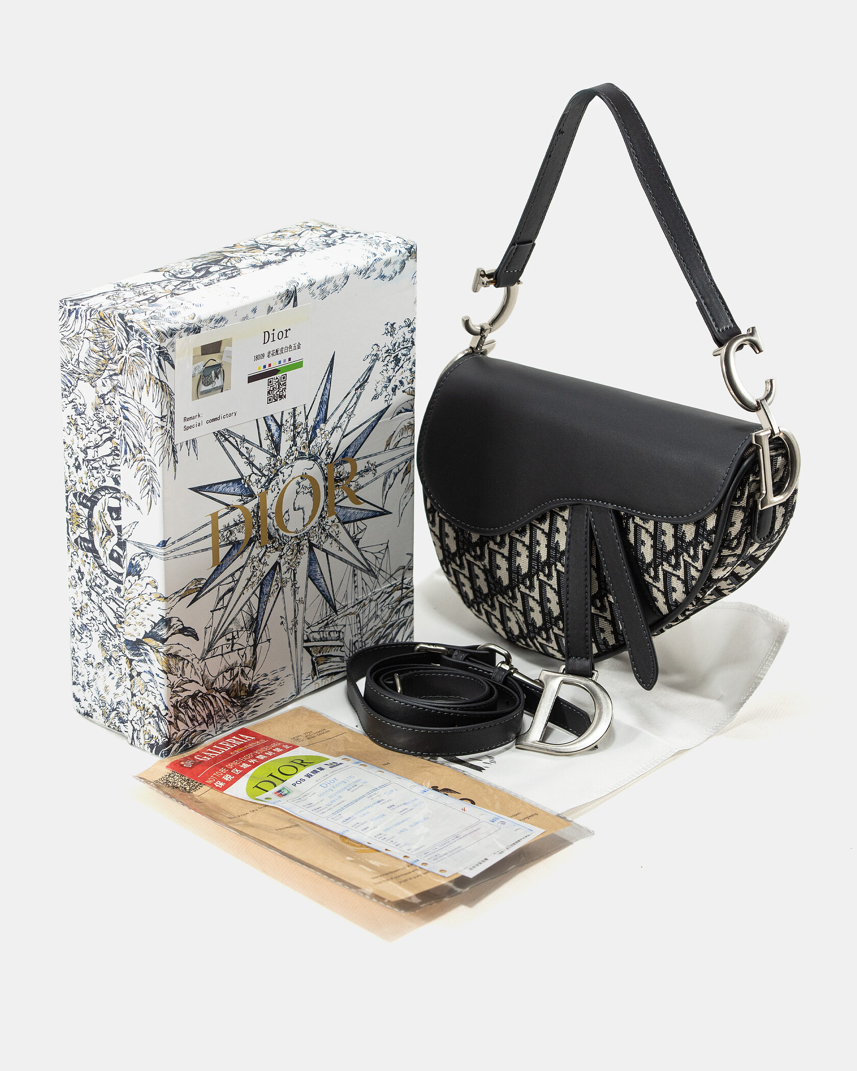 Christian Dior Saddle bag in black Dior Oblique jacquard and calfskin - 2