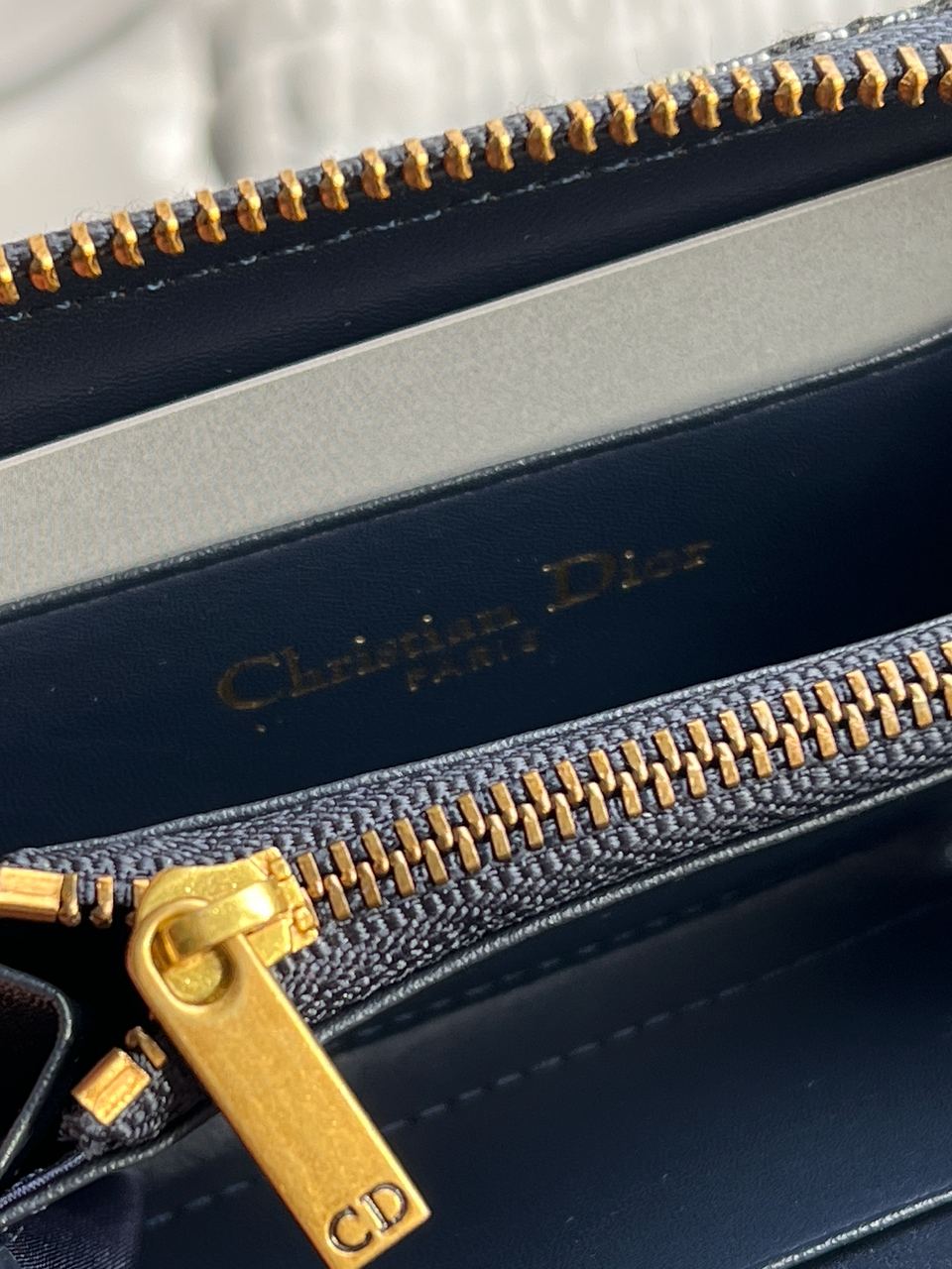 Christian Dior Small 30 Montaigne Wallet Voyageur Coin Purse - 15