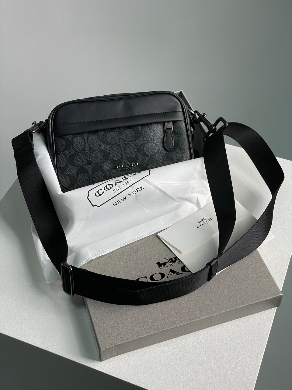 Coach Academy Crossbody Signature Canvas Blue - 2