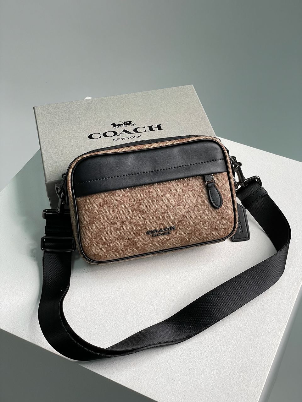 Coach Academy Crossbody Signature Canvas Khaki - 2