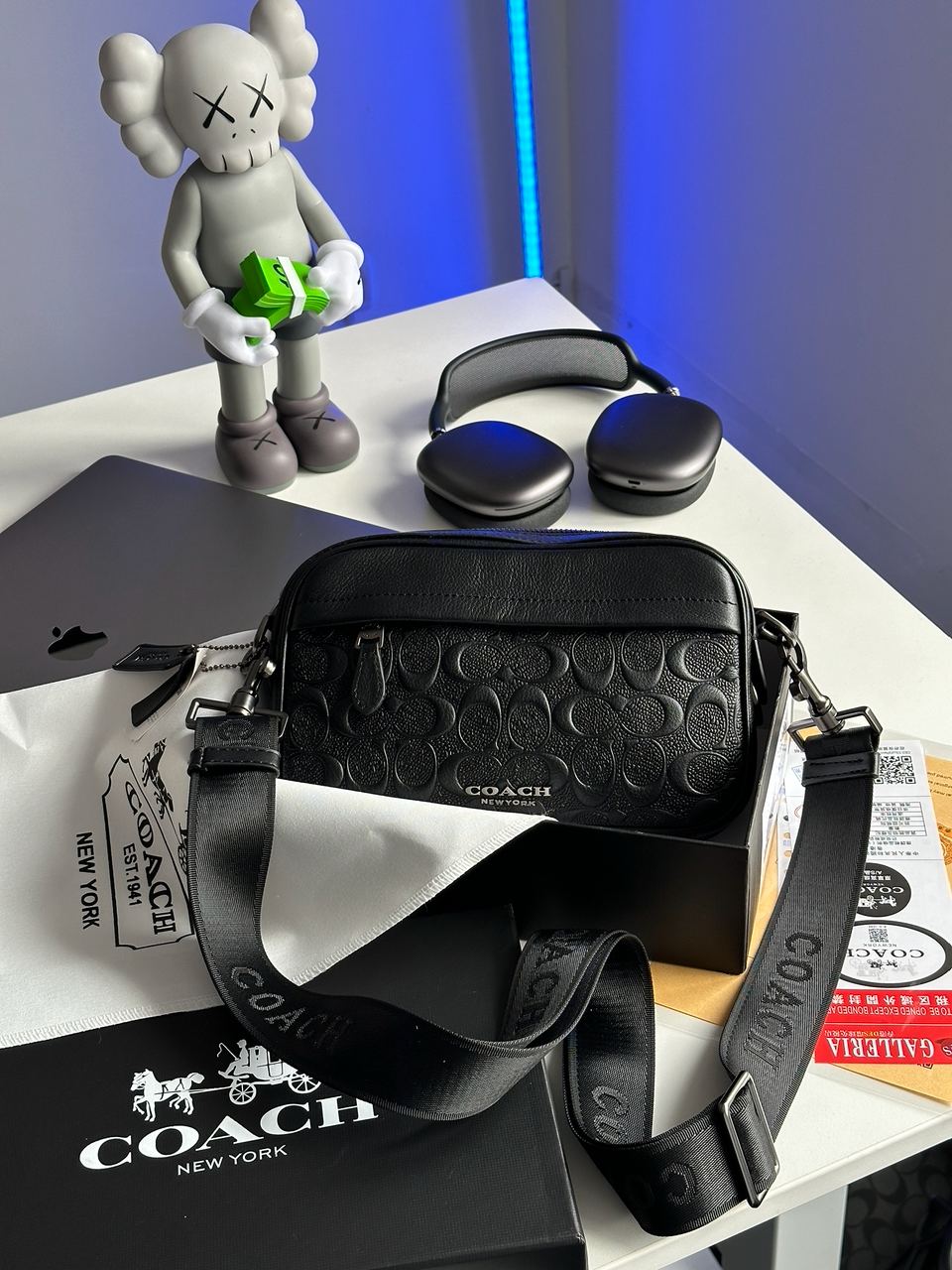 Coach Academy Crossbody Signature Leather Black - 2