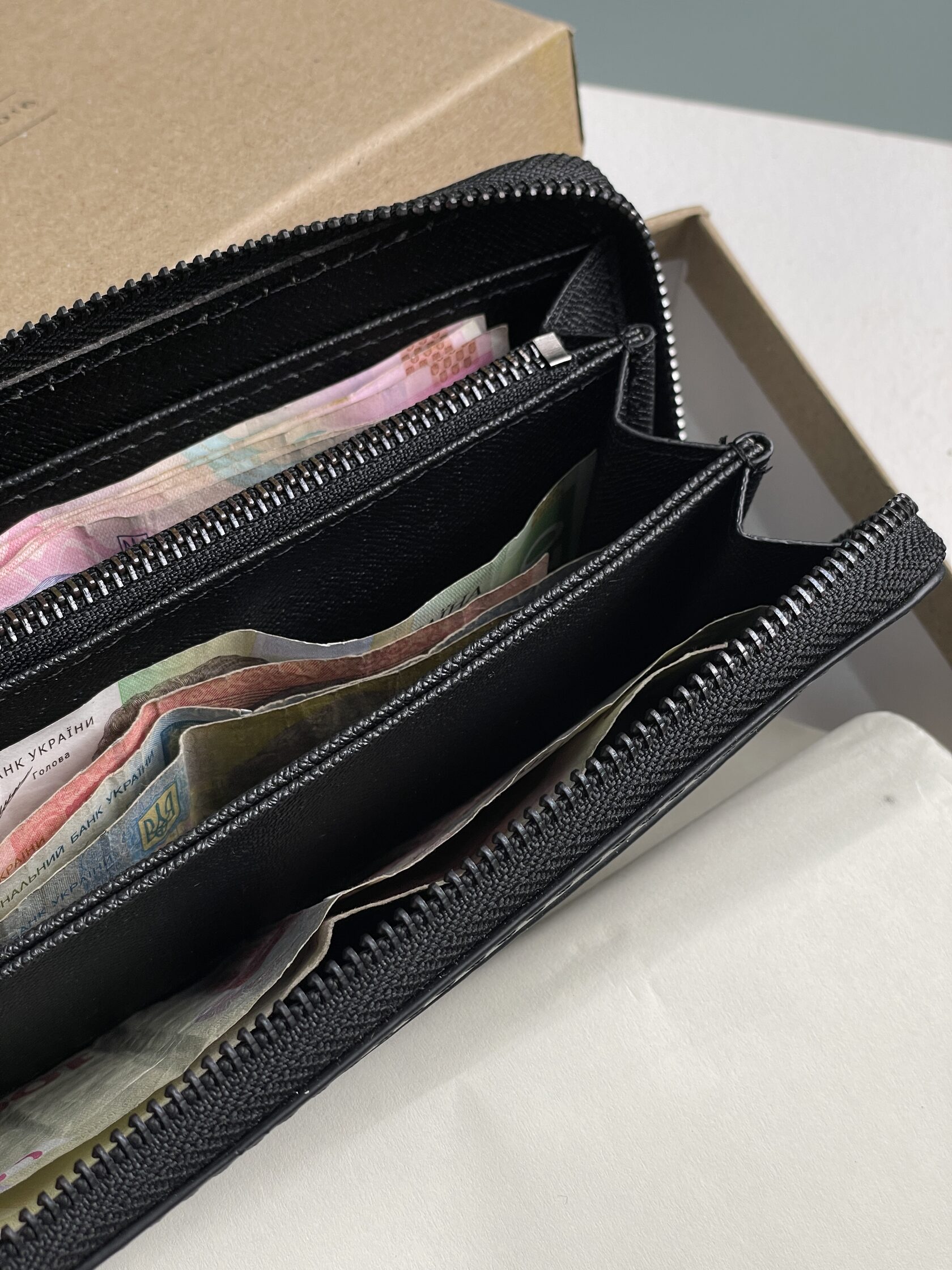 Coach Accordion Wallet In Signature Canvas Grey - 9