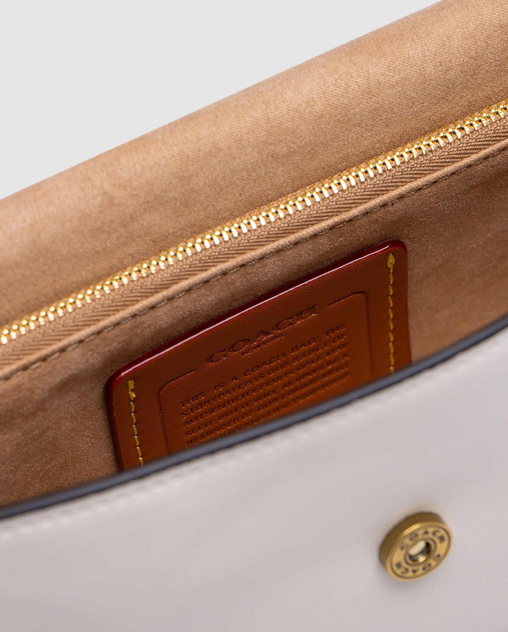 Coach Brook Flap Chain White\Gold - 13