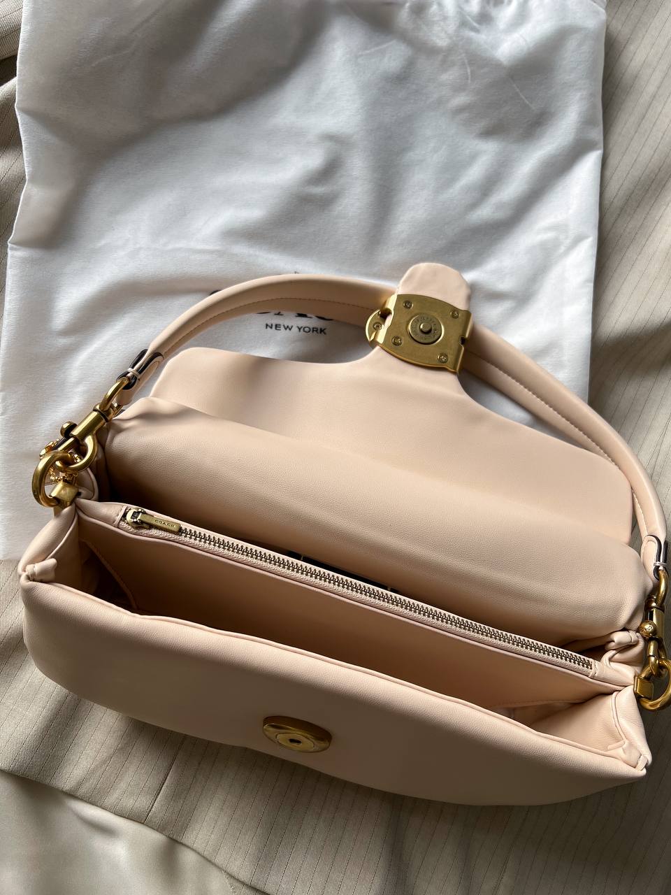 Coach Covered ClosurePillow Tabby Shoulder - 11