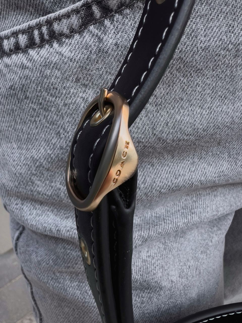 Coach Eliza Shoulder Bag In Black - 12