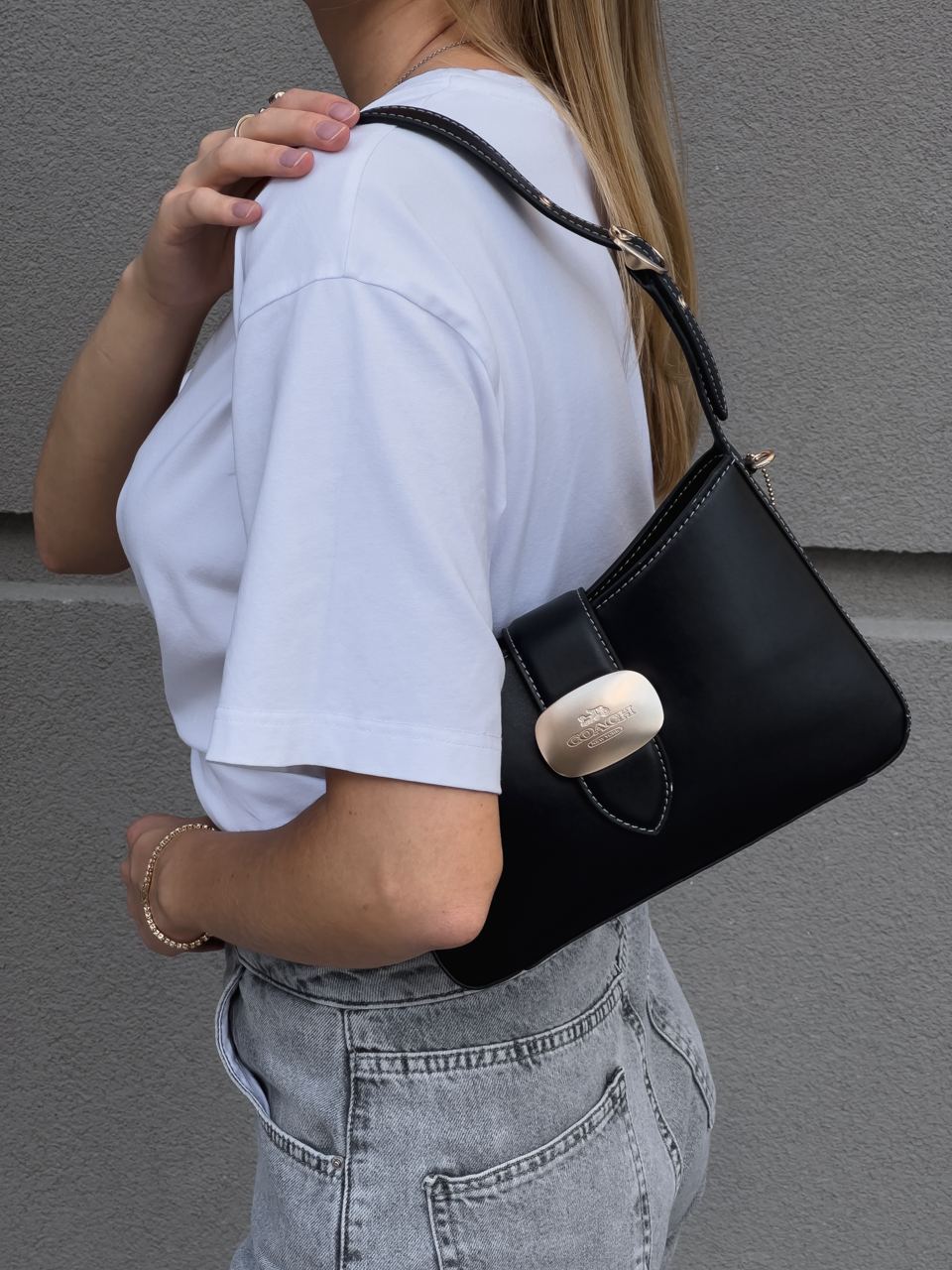 Coach Eliza Shoulder Bag In Black - 14