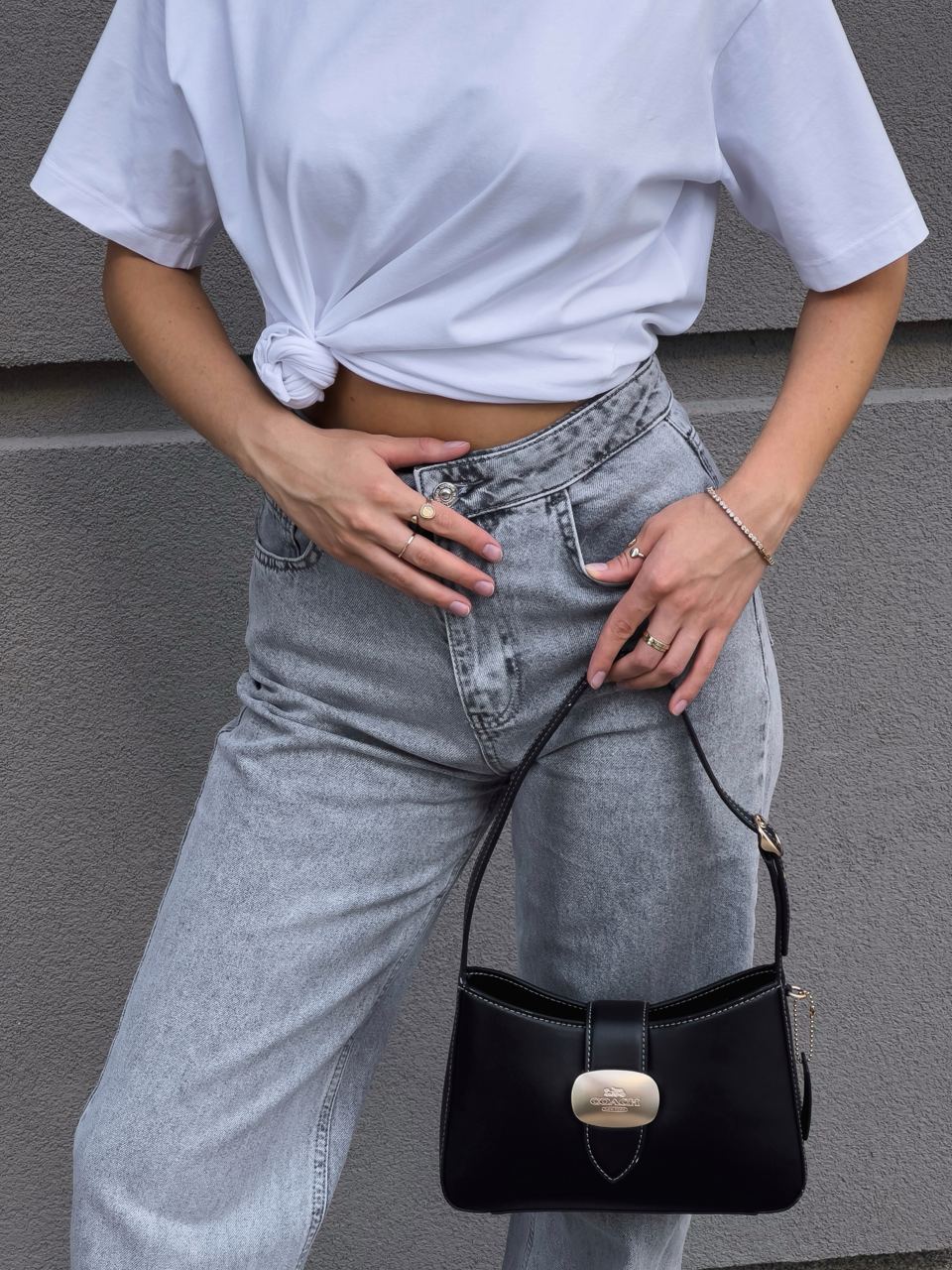 Coach Eliza Shoulder Bag In Black - 15