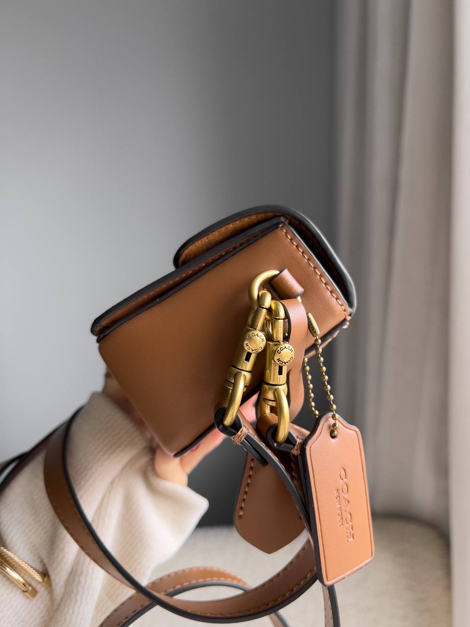 Coach Glovetanned Leather Studio Baguette Bag Light Caramel - 14