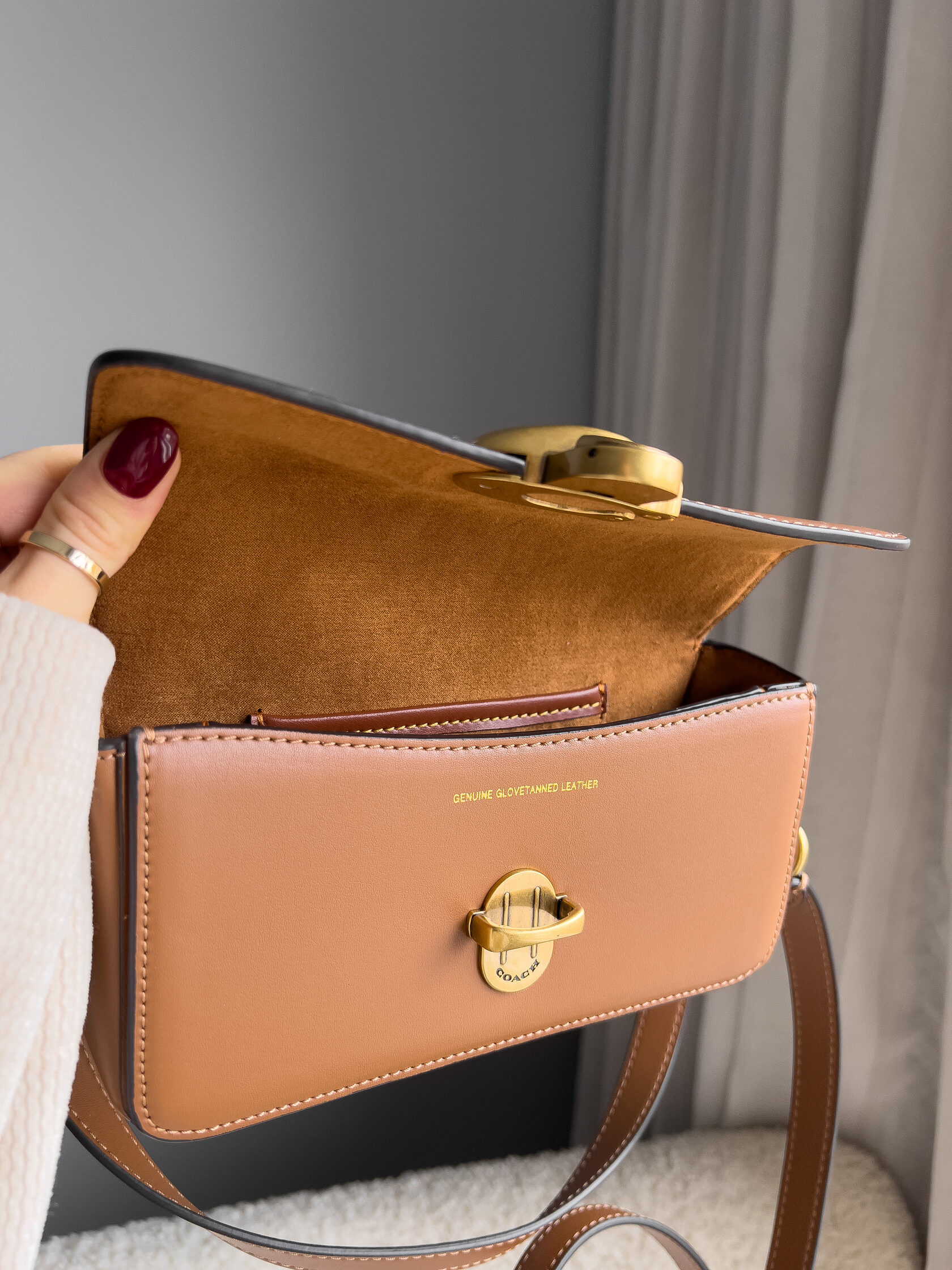 Coach Glovetanned Leather Studio Baguette Bag Light Caramel - 21